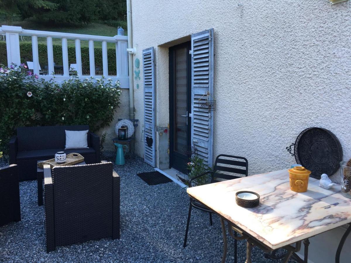 Ferienwohnung Atelier des Rêves Vichy Exterior foto